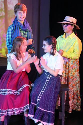 Theatreworks Live: Mary Poppins, Jr