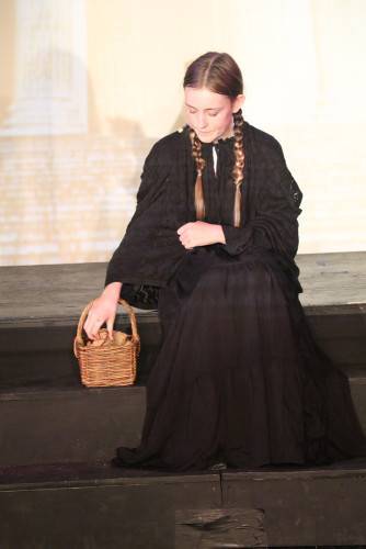 Theatreworks Live: Mary Poppins, Jr