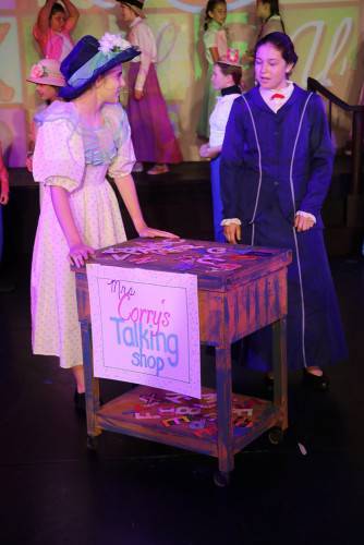 Theatreworks Live: Mary Poppins, Jr
