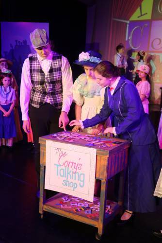 Theatreworks Live: Mary Poppins, Jr