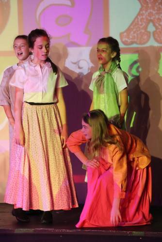 Theatreworks Live: Mary Poppins, Jr