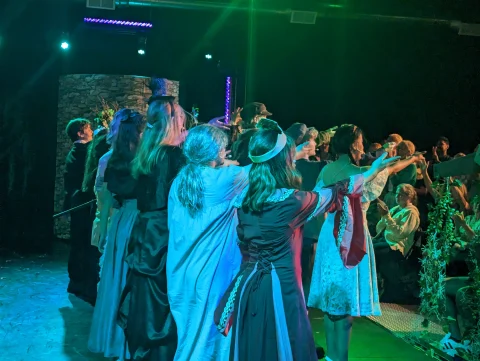 Wolf-PXL_20230603_015452989.MOTION-02.ORIGINAL