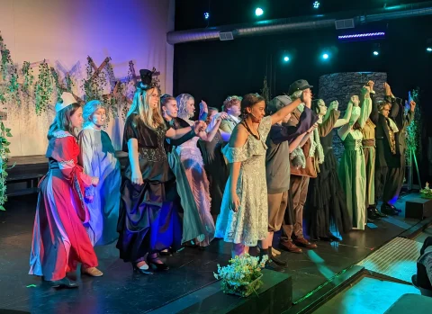 Wolf-original_10b75077-b495-4090-96f3-6c3d2df9ad01_PXL_20230602_020328036.NIGHT