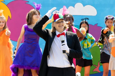twl-seussicaljr_0208