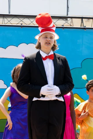 twl-seussicaljr_0302